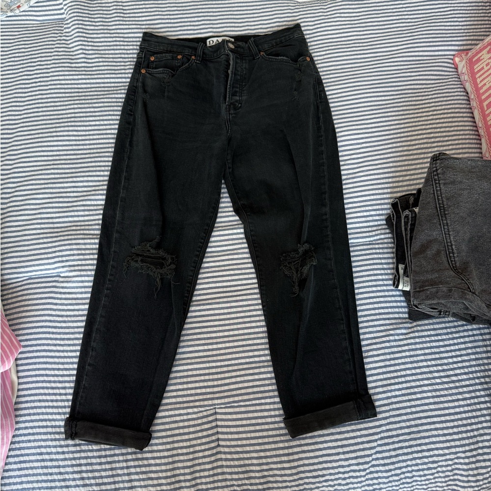 Black Distressed Women's Jeans